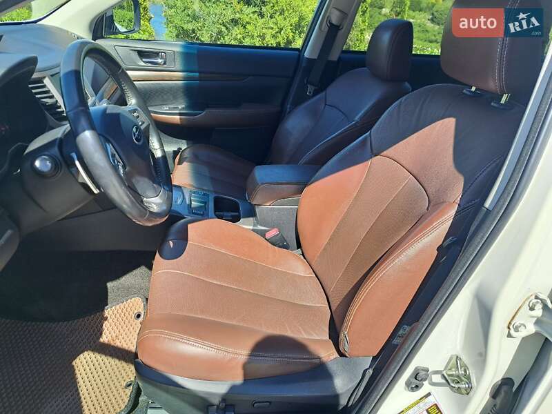 Універсал Subaru Outback 2013 в Дніпрі