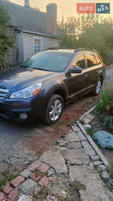 Универсал Subaru Outback 2014 в Березному