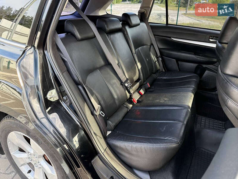 Універсал Subaru Outback 2013 в Києві