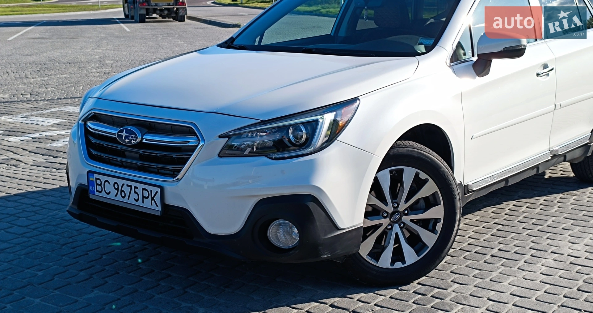 2018 Subaru Outback - мініатюра 2