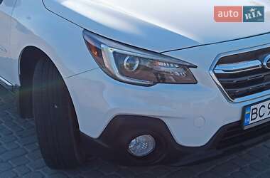Универсал Subaru Outback 2018 в 