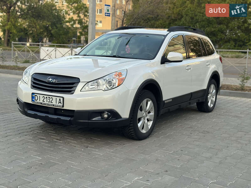 Універсал Subaru Outback 2010 в Миколаєві