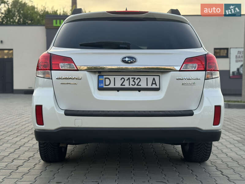 Універсал Subaru Outback 2010 в Миколаєві