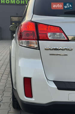 Універсал Subaru Outback 2010 в 