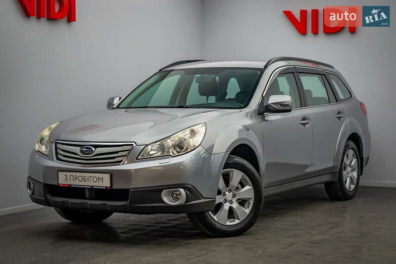 Subaru Outback 2011