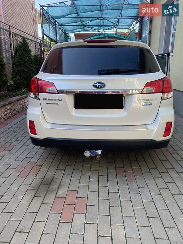 Універсал Subaru Outback 2014 в Миколаєві