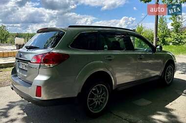 Универсал Subaru Outback 2011 в 