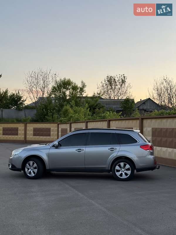 Универсал Subaru Outback 2010 в Киеве фото 9 Универсал Subaru Outback 2010 в Киеве