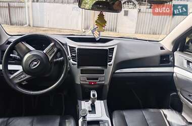 Универсал Subaru Outback 2011 в 