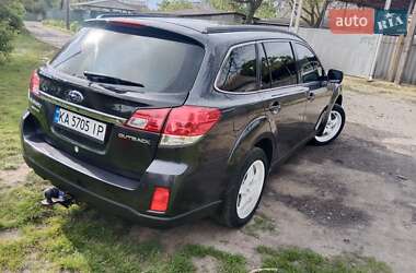Универсал Subaru Outback 2011 в 