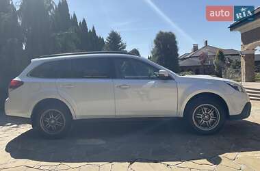 Универсал Subaru Outback 2014 в 