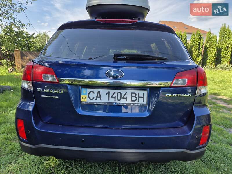 Універсал Subaru Outback 2011 в Черкасах