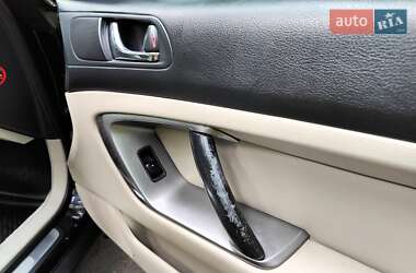 Универсал Subaru Outback 2004 в 