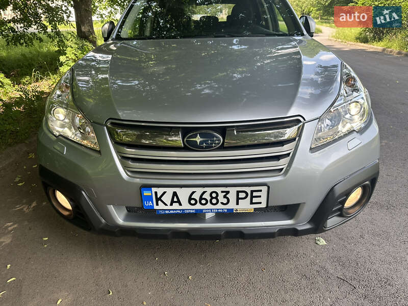 Универсал Subaru Outback 2013 в 