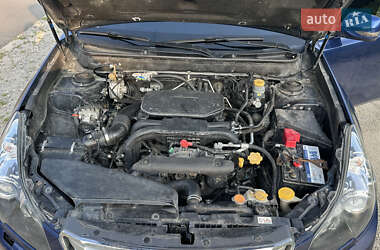 Универсал Subaru Outback 2010 в 