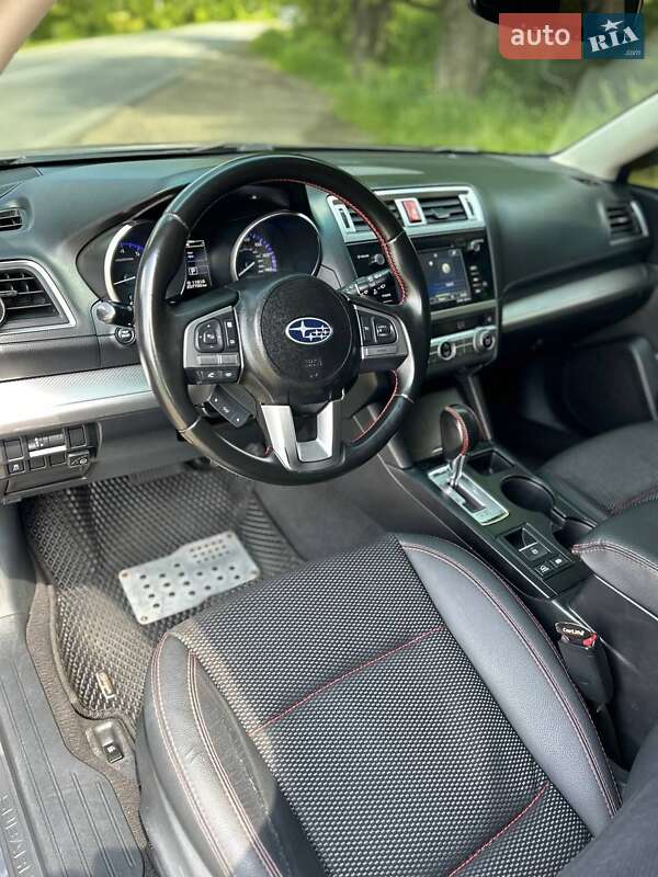 Универсал Subaru Outback 2016 в Косове