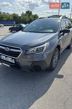 Универсал Subaru Outback 2017 в Киеве