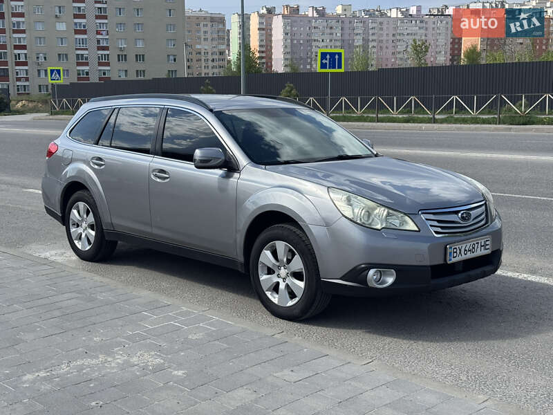 Универсал Subaru Outback 2011 в Хмельницком