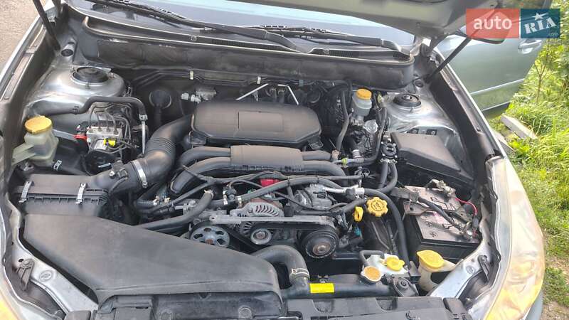 Универсал Subaru Outback 2012 в Житомире