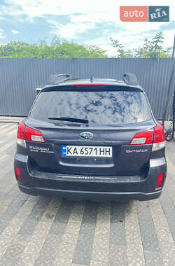 Універсал Subaru Outback 2013 в Ужгороді