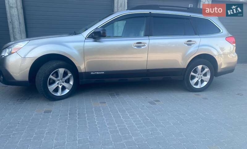 Subaru Outback 2014