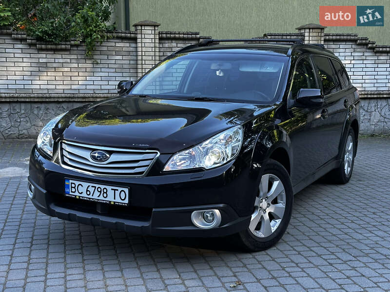 Универсал Subaru Outback 2011 в 