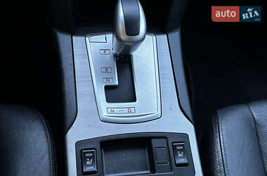 Универсал Subaru Outback 2011 в 
