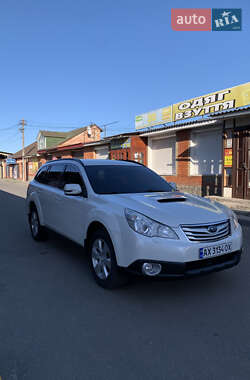 Універсал Subaru Outback 2011 в Богодухіву
