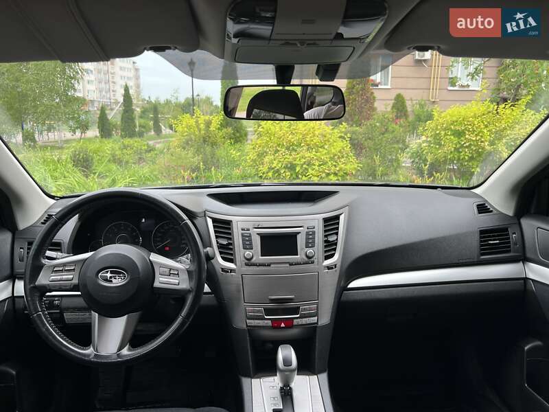 Универсал Subaru Outback 2012 в Киеве фото 32 Универсал Subaru Outback 2012 в Киеве