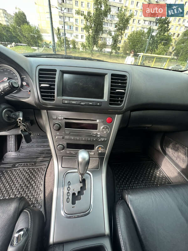 Универсал Subaru Outback 2006 в Днепре