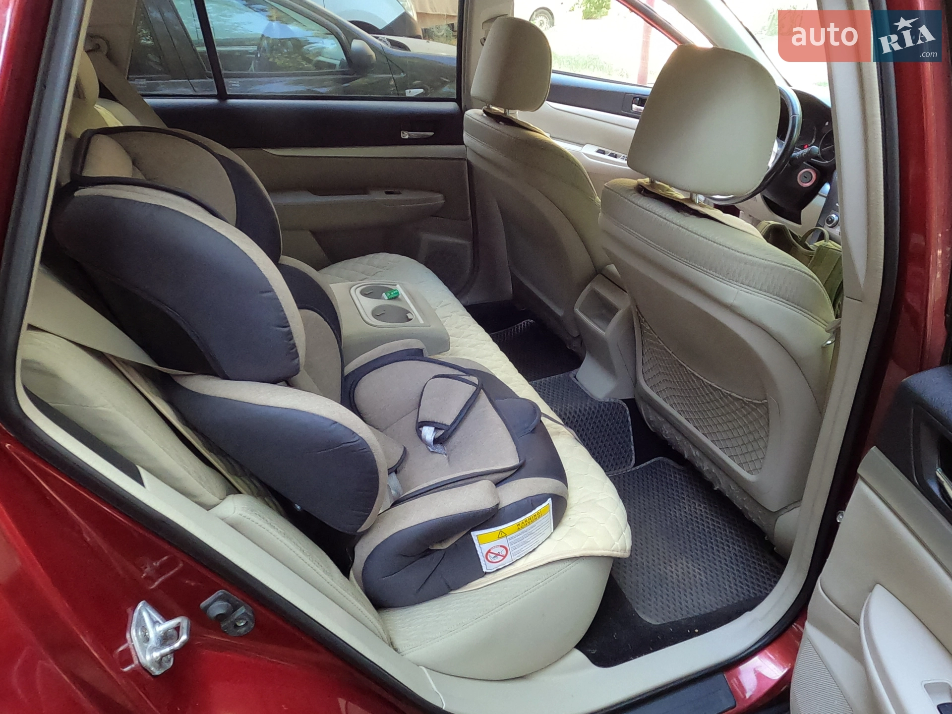 2010 Subaru Outback - мініатюра 12