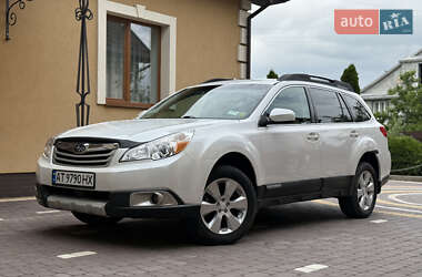 Универсал Subaru Outback 2010 в Косове