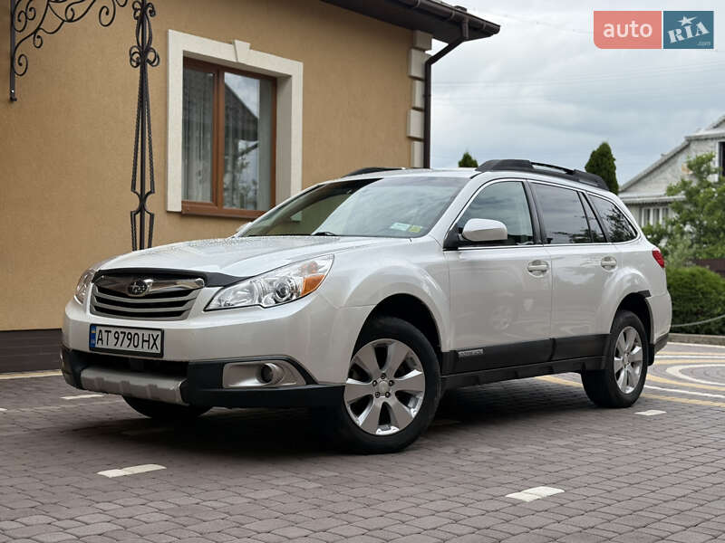 Subaru Outback 2010