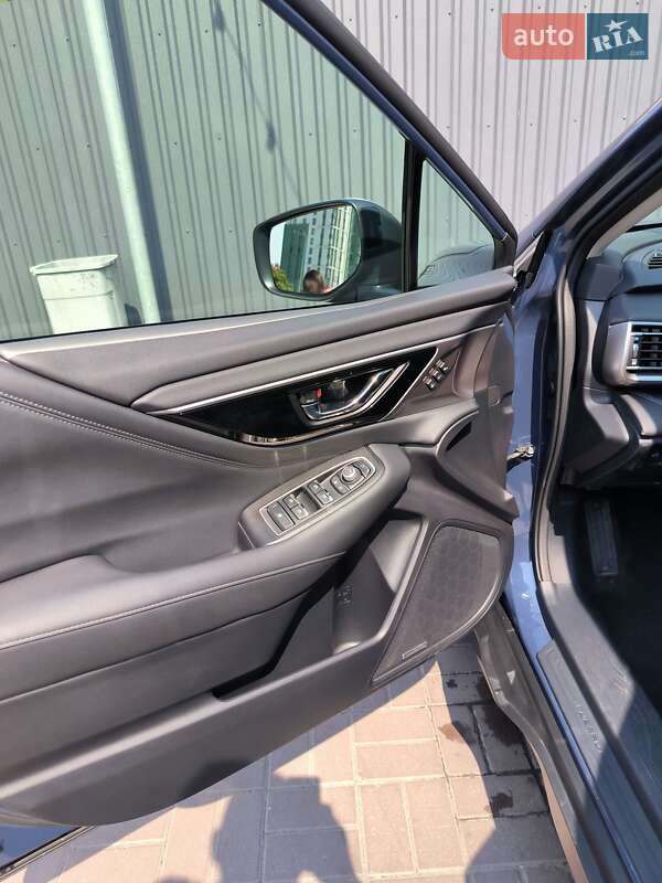 Внедорожник / Кроссовер Subaru Outback 2022 в Днепре