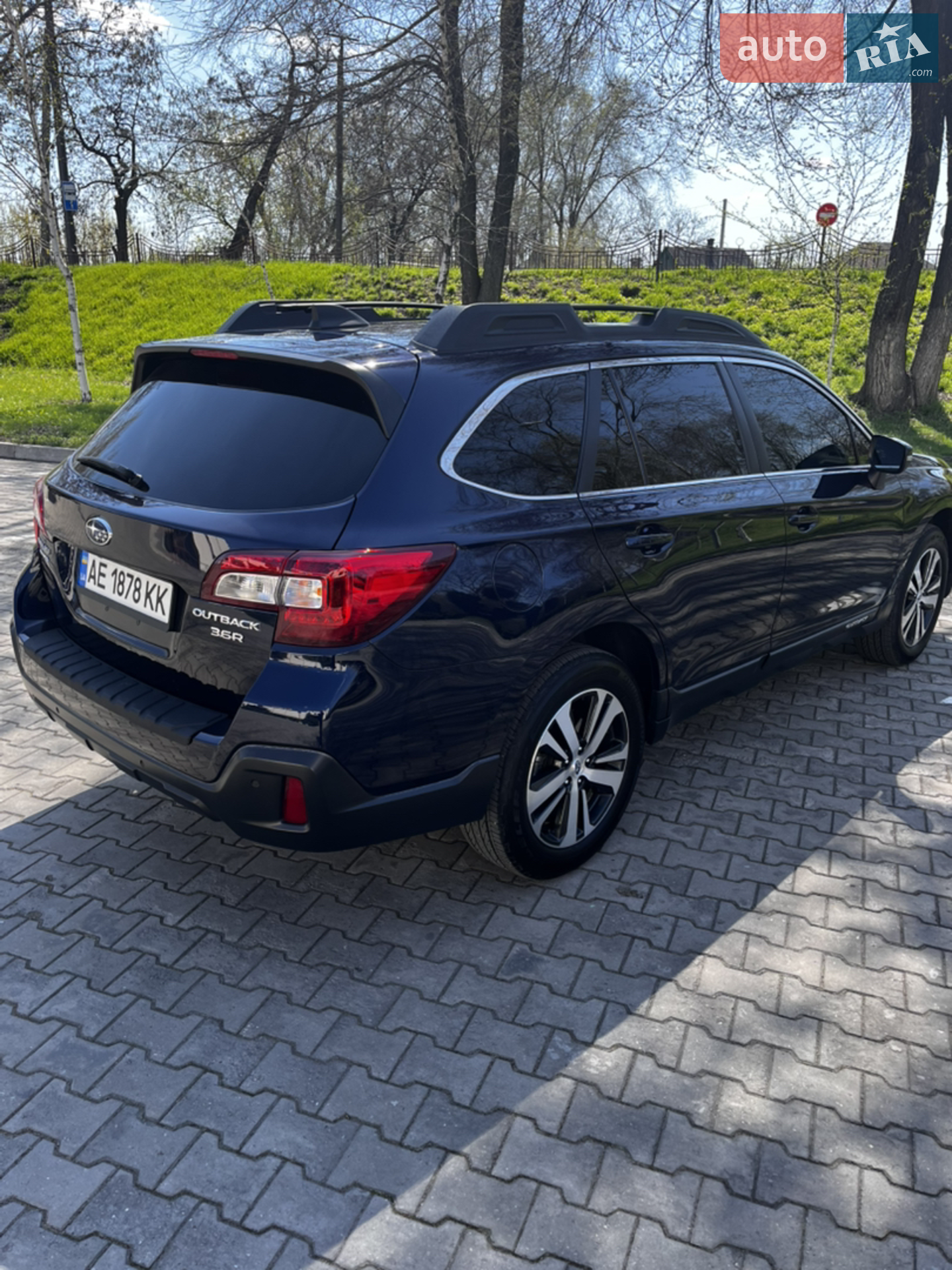 2017 Subaru Outback - мініатюра 4