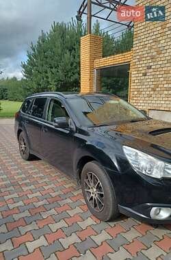 Универсал Subaru Outback 2012 в Луцке