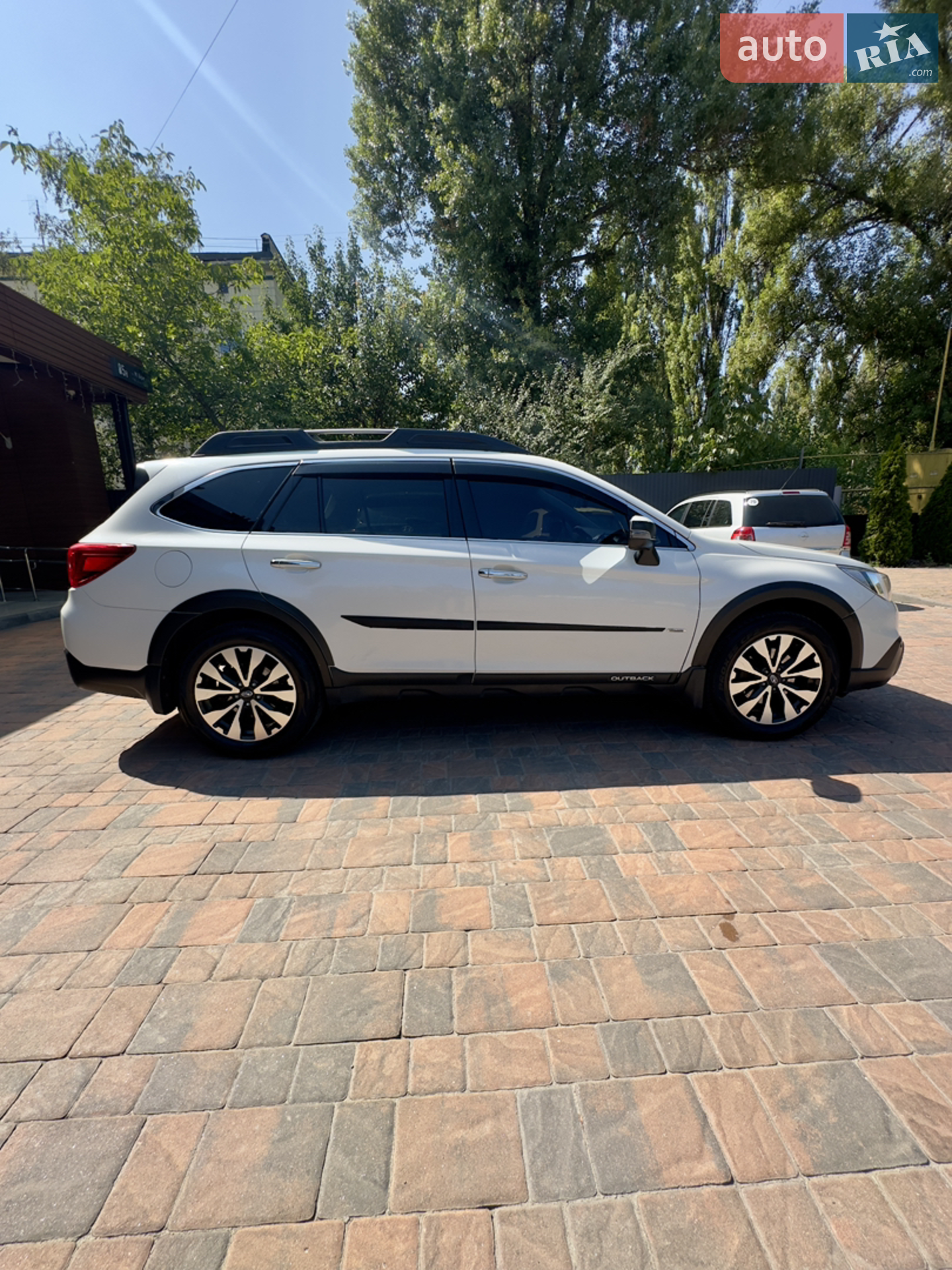 2017 Subaru Outback - мініатюра 3
