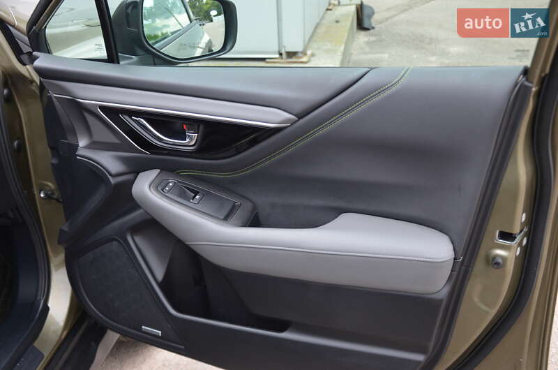 Универсал Subaru Outback 2024 в Киеве