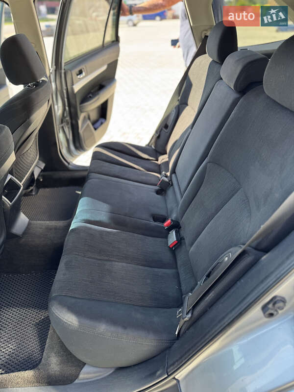 Универсал Subaru Outback 2013 в Тернополе