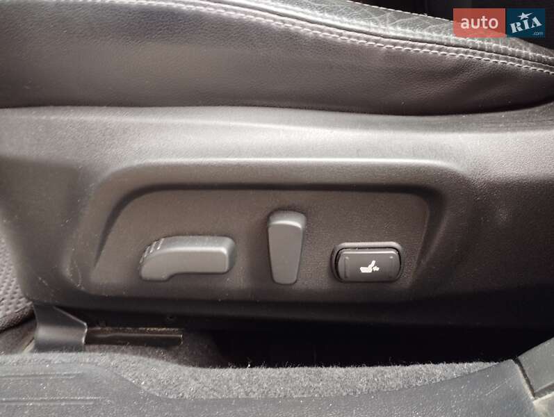 Универсал Subaru Outback 2017 в Киеве