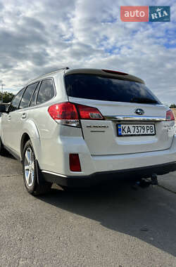 Универсал Subaru Outback 2013 в Киеве