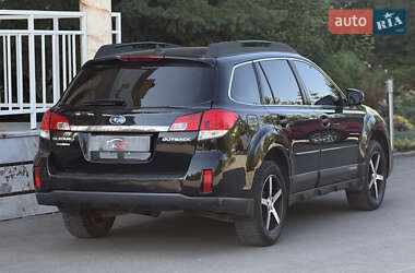 Универсал Subaru Outback 2013 в 