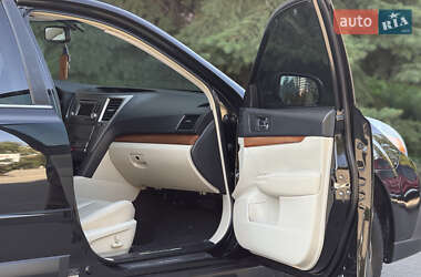 Универсал Subaru Outback 2013 в 