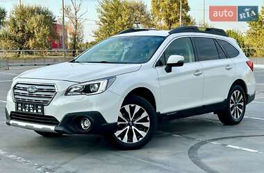 Универсал Subaru Outback 2015 в Киеве
