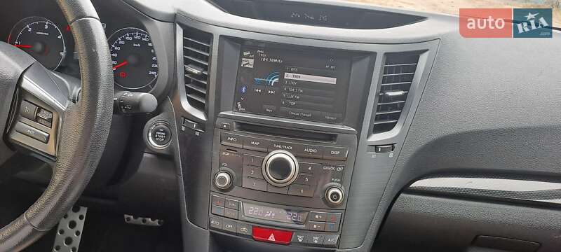 Универсал Subaru Outback 2014 в Вараше