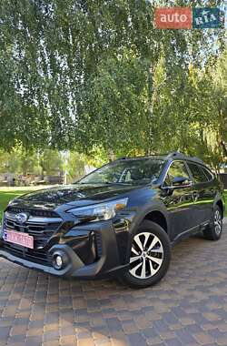 Внедорожник / Кроссовер Subaru Outback 2022 в Киеве