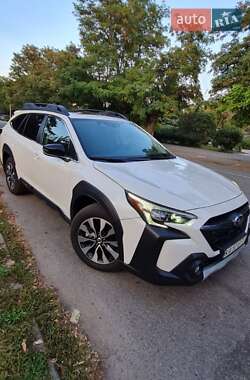 Позашляховик / Кросовер Subaru Outback 2024 в Світловодську