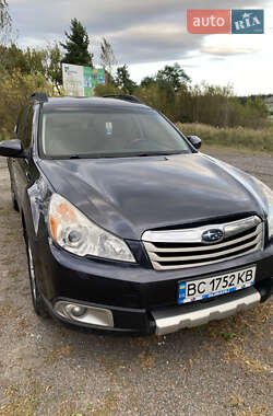 Универсал Subaru Outback 2012 в 