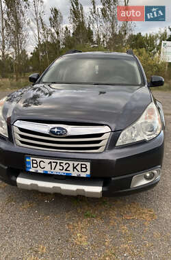 Универсал Subaru Outback 2012 в 