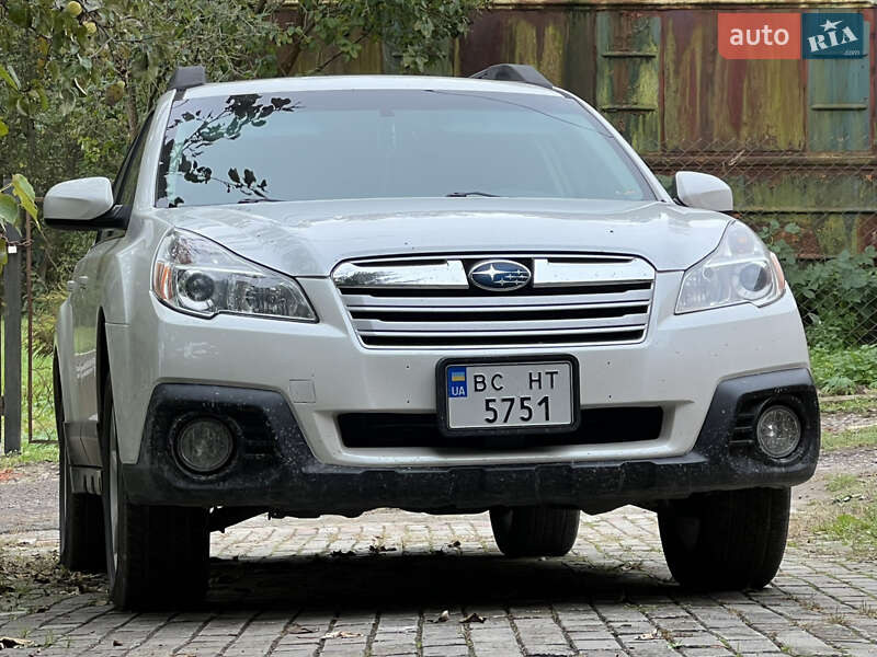 Универсал Subaru Outback 2013 в 